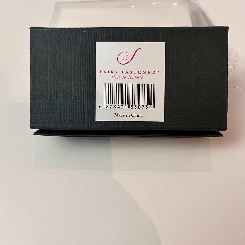 Fairy Fastener Silver tone jewelry fastening tool NIB - Picture 3 of 6